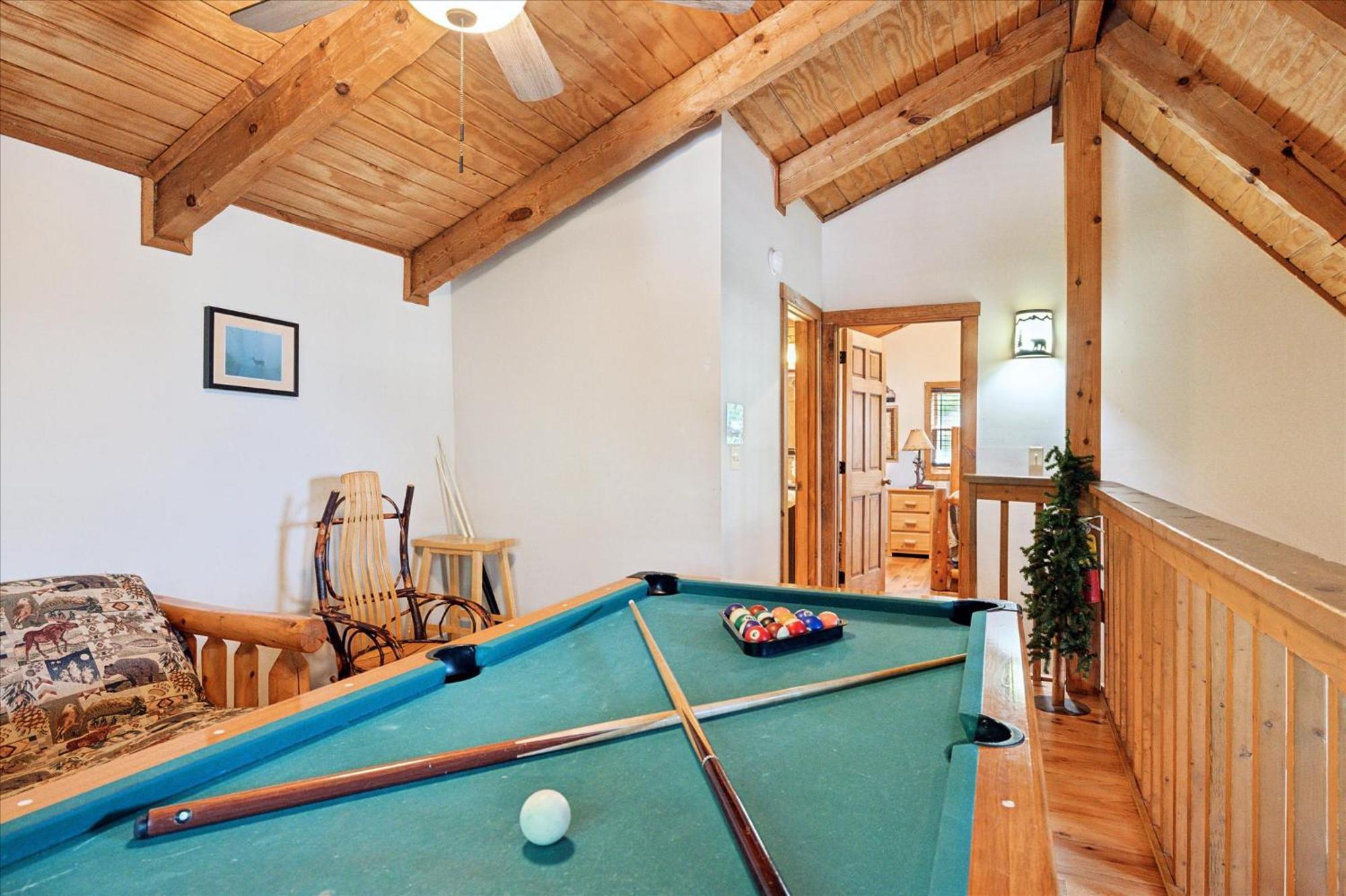 A Charming Cabin, Pool, Firepit, Hot Tub-Jacuzzi ガトリンバーグ エクステリア 写真
