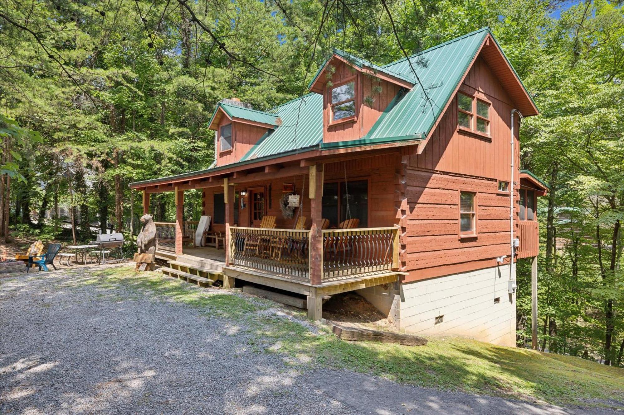 A Charming Cabin, Pool, Firepit, Hot Tub-Jacuzzi ガトリンバーグ エクステリア 写真
